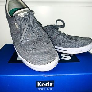 Keds Women’s Craze II Studio Fashion Flats Lace up